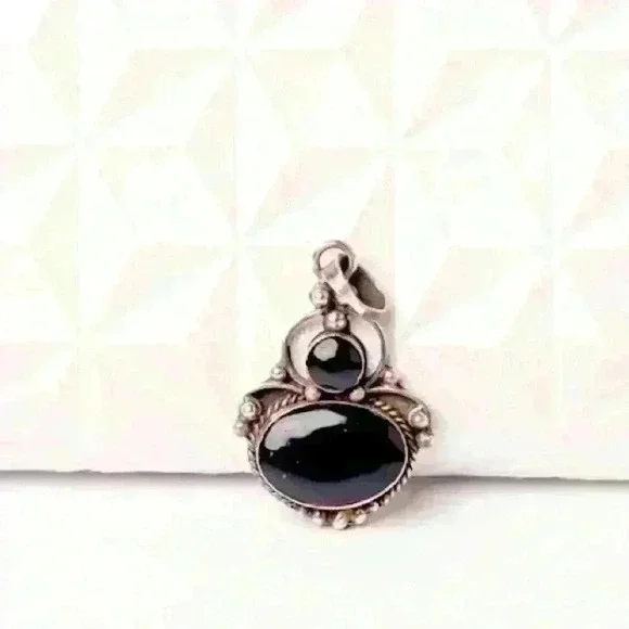 Goth Gorgeous Black Onyx sterling silver Pendant NWT - Picture 3 of 10